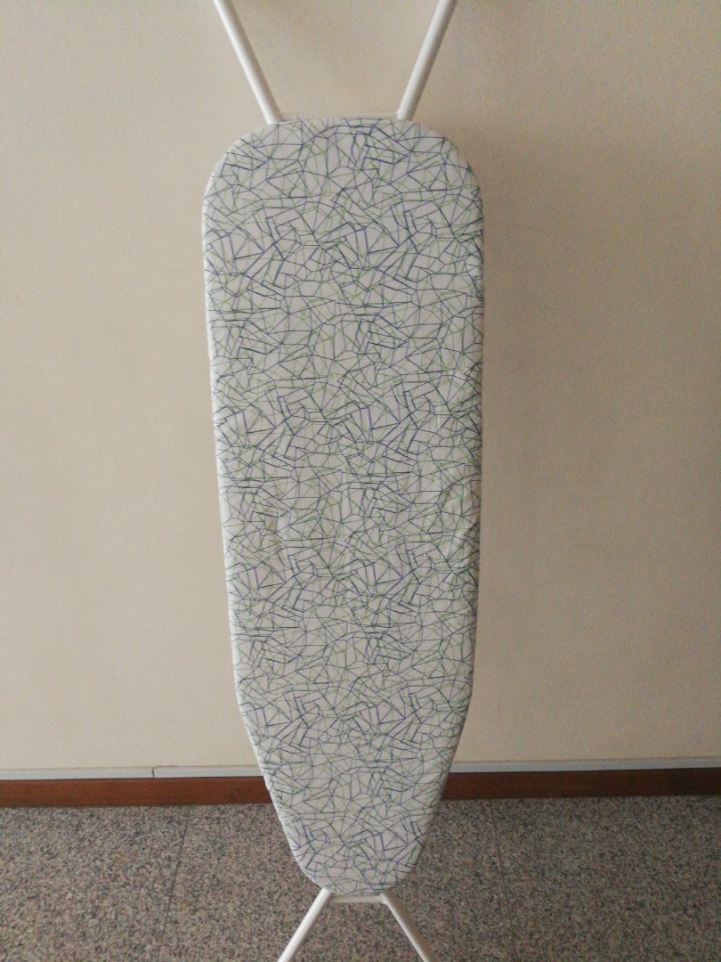Ironing Board, Home Appliances, Cleaning & Laundry on Carousell