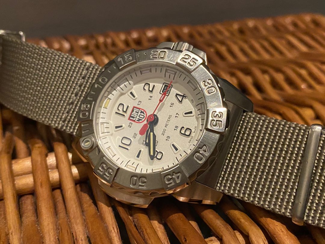 luminox 3257