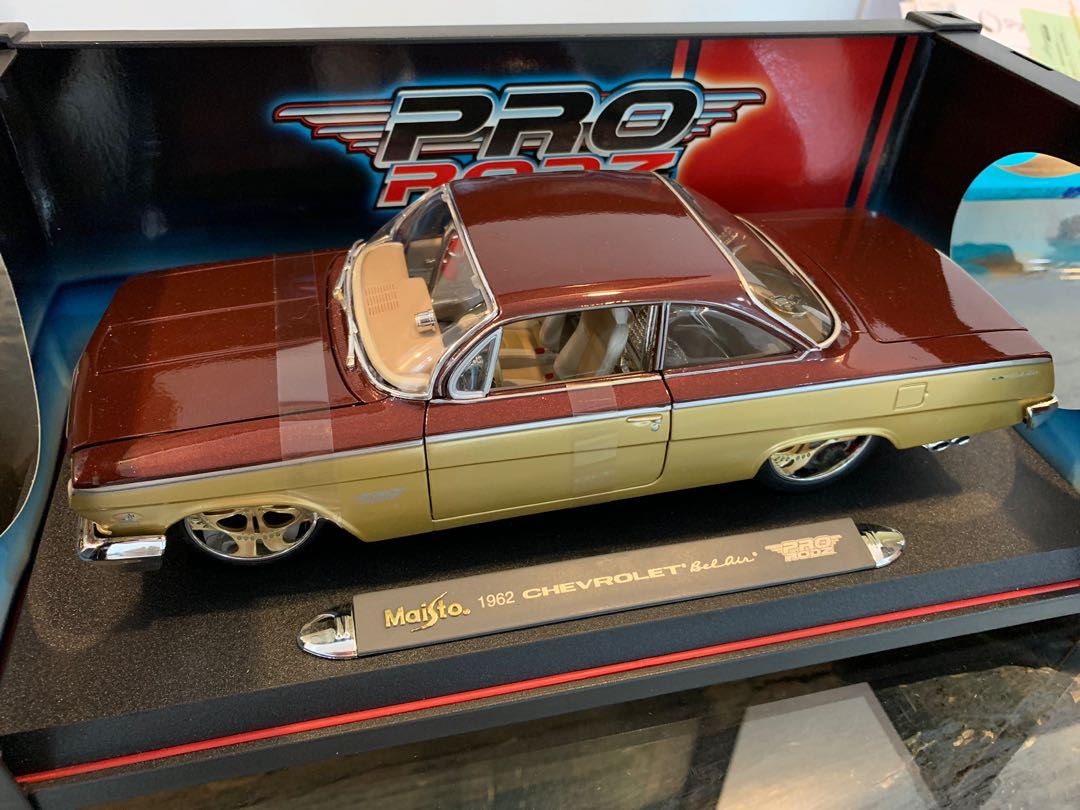 Maisto pro rodz 1/18. 62' Chevy Bel-air