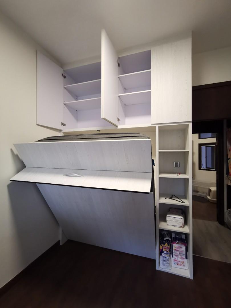 Murphy bed (Category: Bed Frames & Mattresses) located in Singapore. Submitted by le.bowen (Listing ID 285960663, Image 1). Description: Www.sgmurphybed.com Please go to our website for more details..
