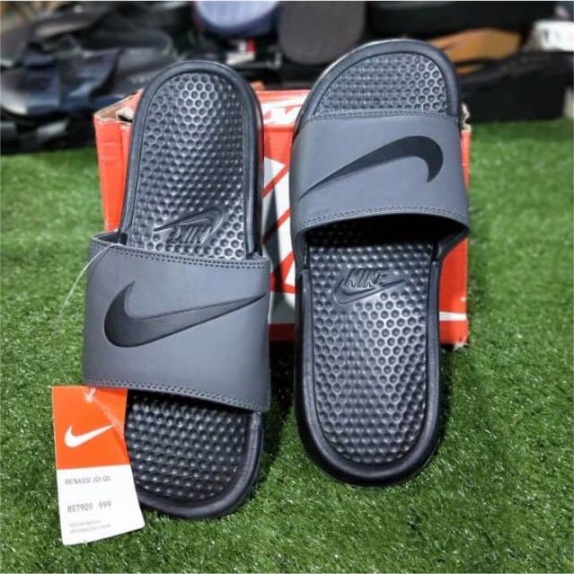 selipar nike original