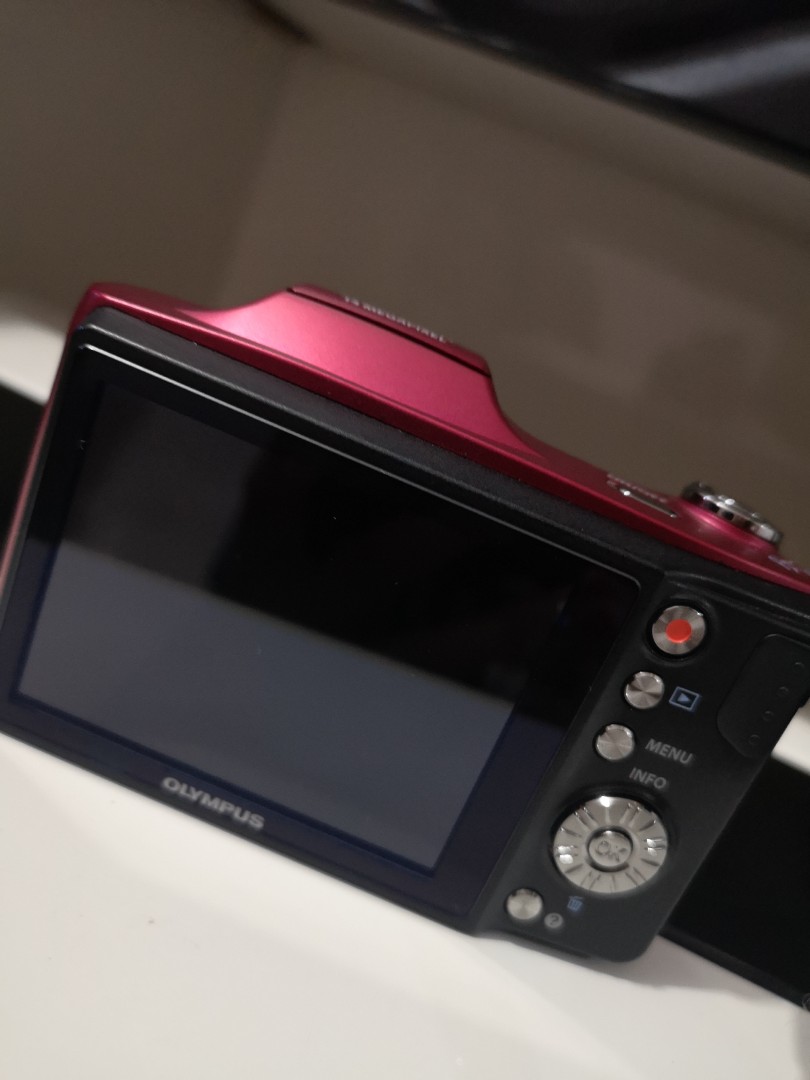 Olympus SZ14 Camera Red, Photography, Cameras on Carousell