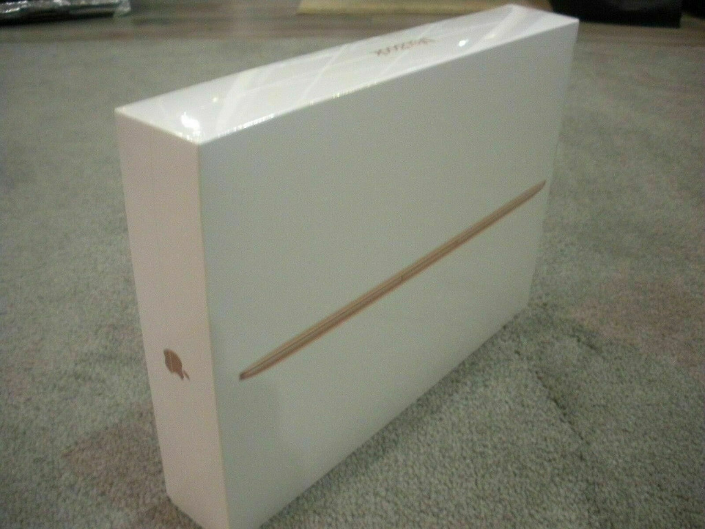 RARE NEW GOLD Apple MacBook 12