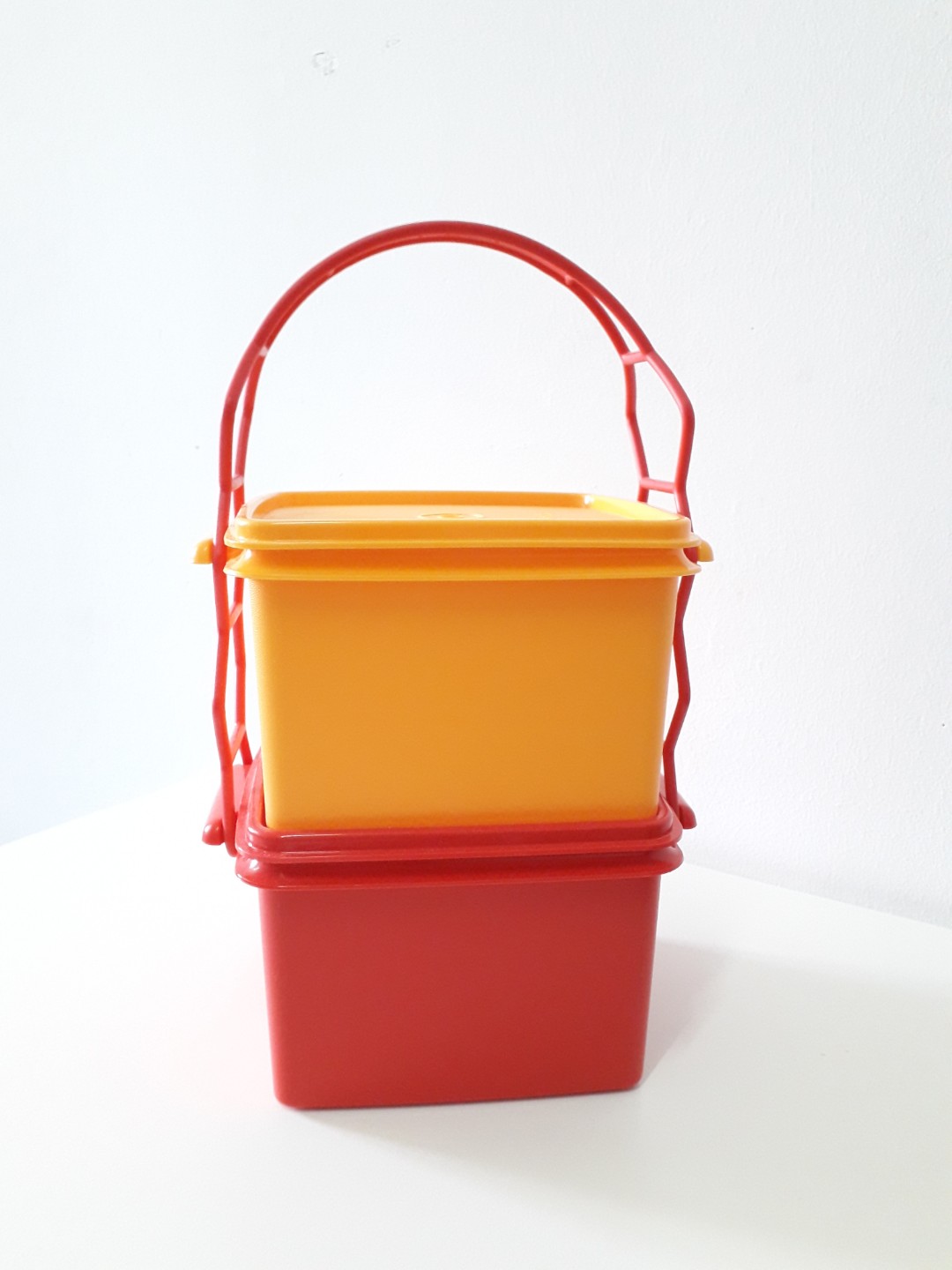 Tupperware Double Deep 1 7l With Cariolier Kitchen Appliances On Carousell