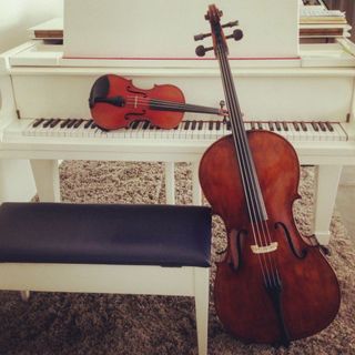 (Category: ) located in . Submitted by rebechelmusic (Listing ID 182542919, Image 1). Description: .