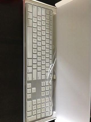 Apple Keyboard