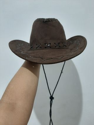 (Kategori: ) berada di . Dikirim oleh prlvdbyima (ID iklan 286150096, Gambar 1). Deskripsi: .