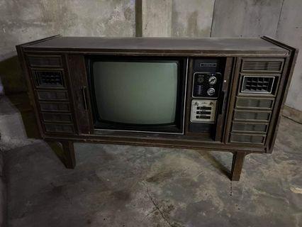 Hitachi vintage tv collectors item.