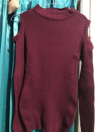 Knit top off shoulder