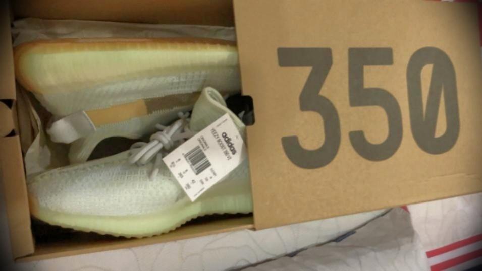 Adidas Yeezy Boost 350 V2 HyperSpace
