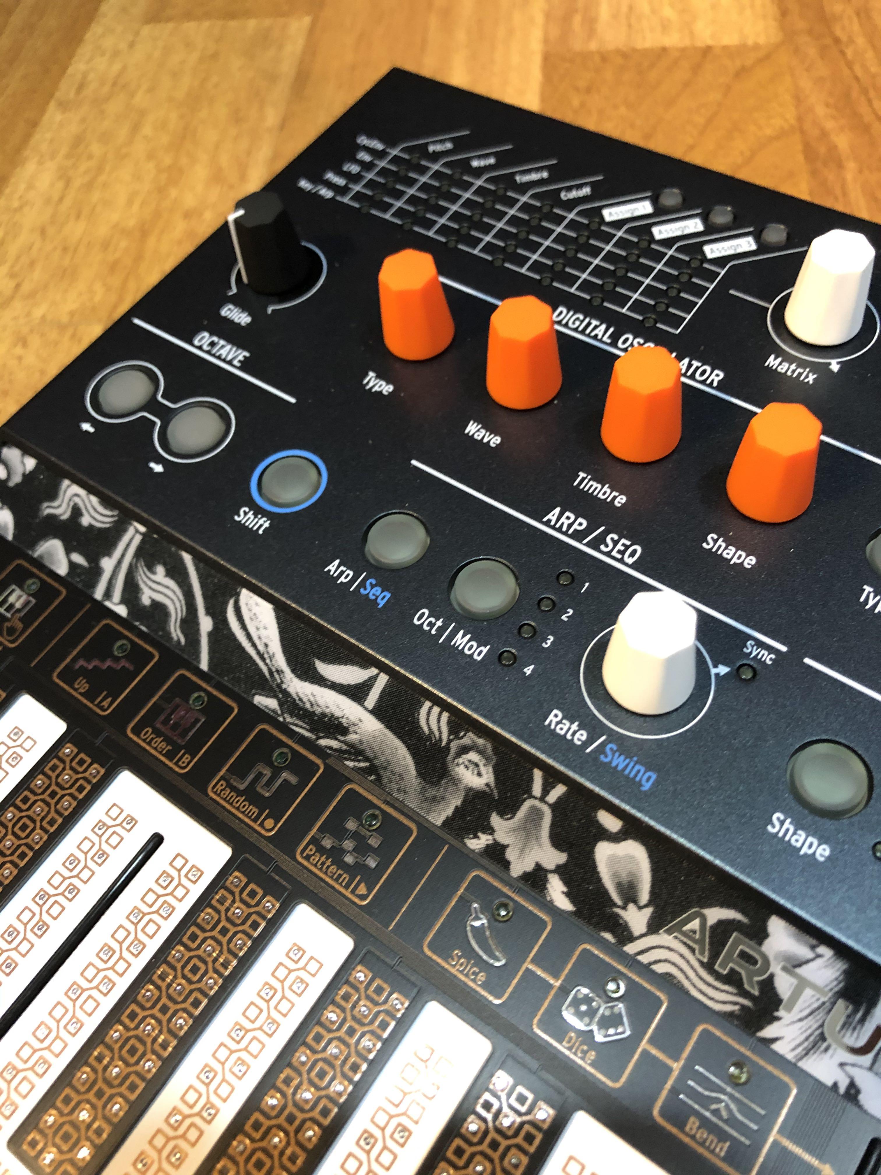 Arturia Microfreak, Hobbies & Toys, Music & Media, Musical Instruments ...