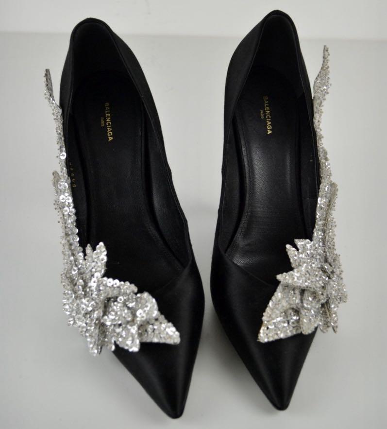 Balenciaga talon slash pumps 2025