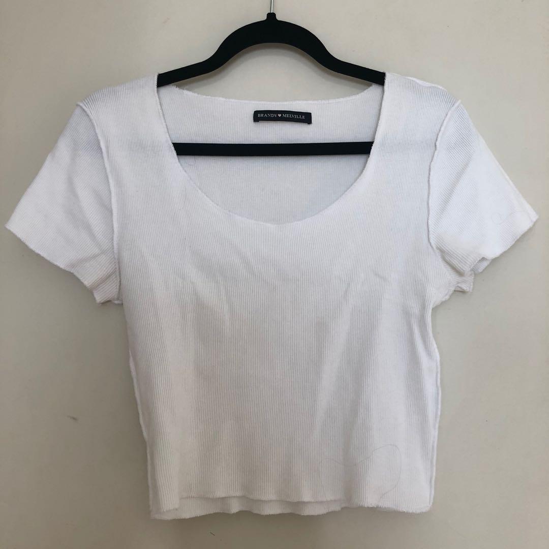 Brandy Melville White Crop Tee, Fesyen 