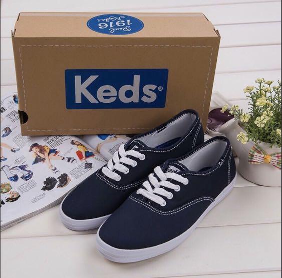 Dark shop blue keds