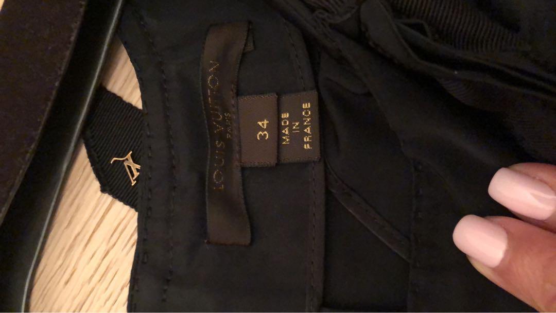 LV （分類：服裝）位於 Hong Kong。 由 mcmcmcmchk 提交（商品編號 286177261，圖片 3）。簡介： 。