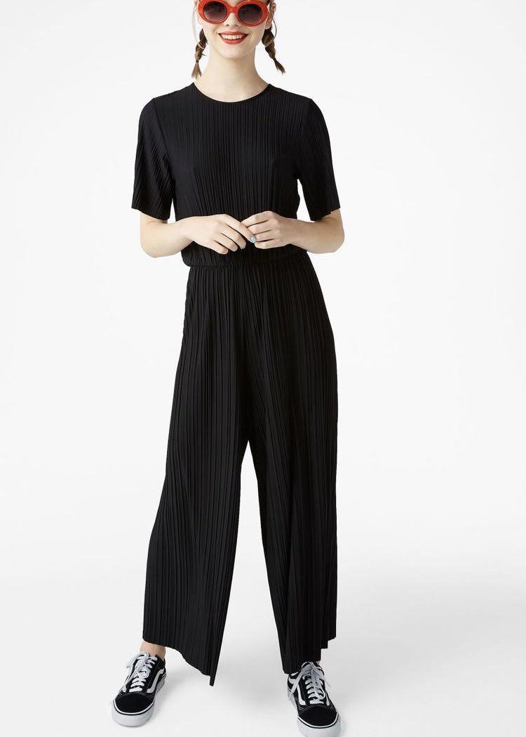 Monki hotsell pleated jumpsuit