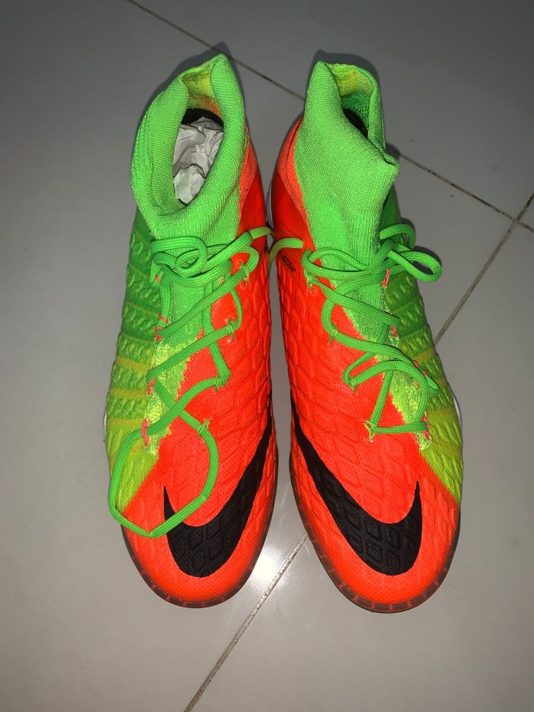 hypervenom futsal shoes