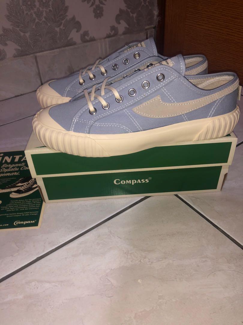Sepatu Compass Vintage Grey Fesyen Pria Sepatu Sneakers Di Carousell