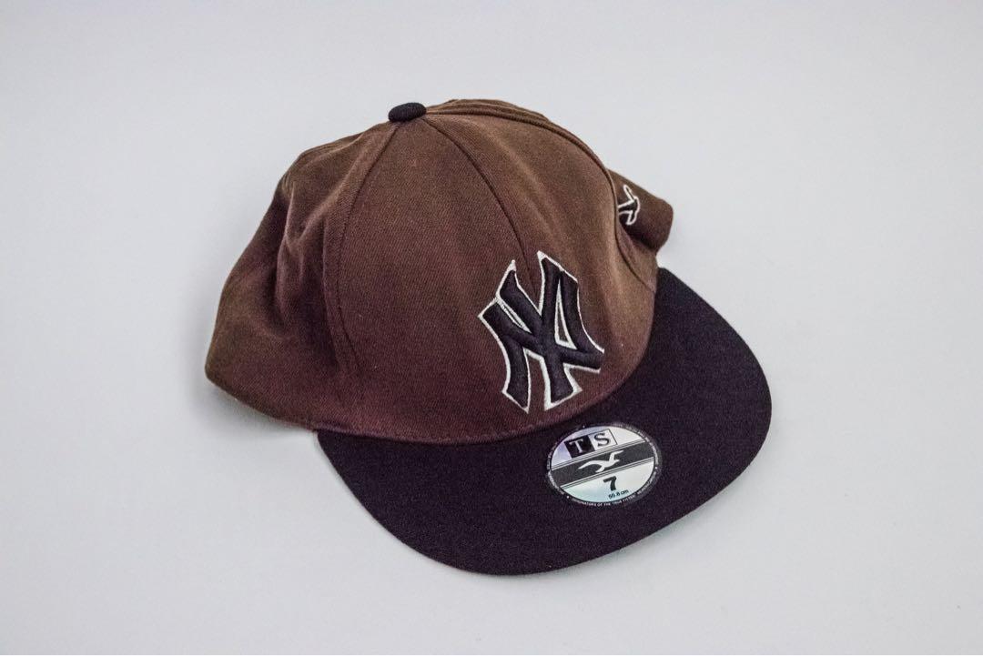 Snapbacks (Category: Caps & Hats) located in Singapore. Submitted by ozzy_p (Listing ID 286212317, Image 3). Description: Some used and rarely worn snapbacks... Who knows, snapbacks may come back soon... 🧢 Condition: 9/10 I have a simple rule for my sales: *CONVENIENCE FOR YOU 🙂 = INCONVENIENCE FOR ME 🙃 = EXTRA CHARGE* So I charge for transport if I have to travel out of the way, or send by mail, if not please deal at Serangoon MRT for my conv