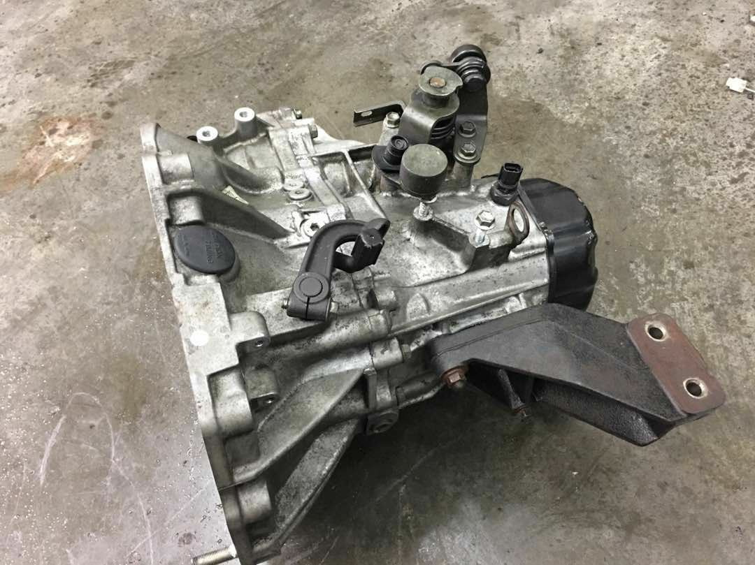 Suzuki Swift 1.5 manual gearbox, Auto Accessories on Carousell