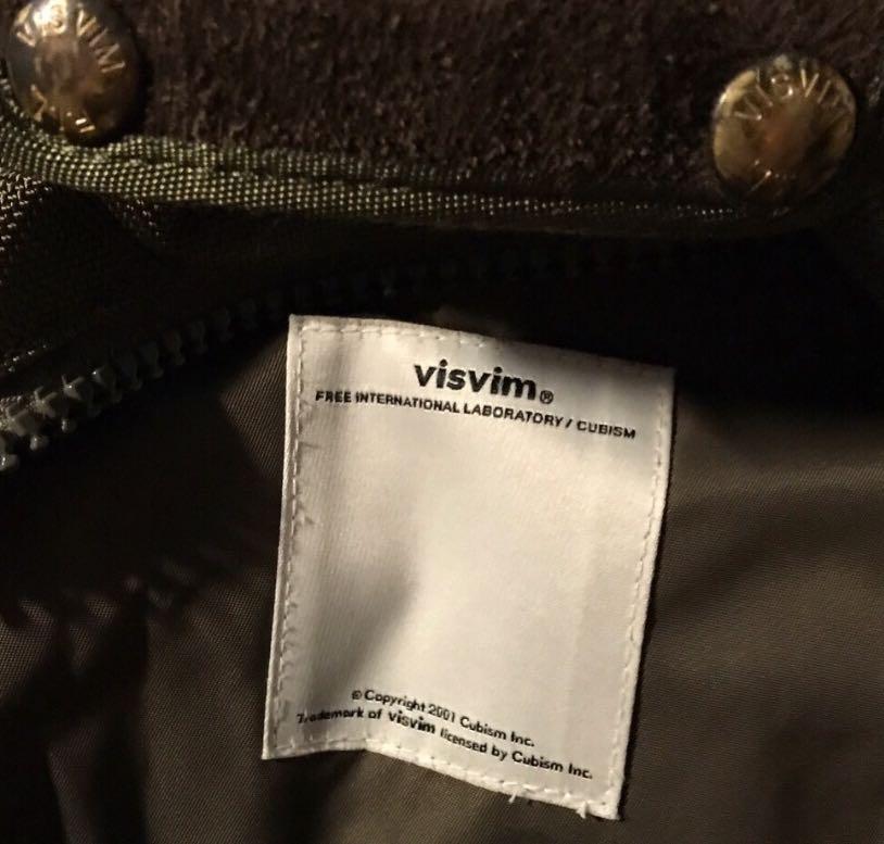 Visvim ballistic 20L olive （分類：腰袋、手提袋、小袋）位於 Hong Kong。 由 .authenticgoods. 提交（商品編號 286202048，圖片 2）。簡介： 13ss olive With dust bag。