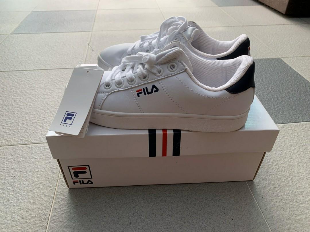 Fila court deluxe navy sale