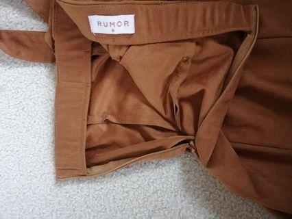 Flowy suede Brown skirt with belt