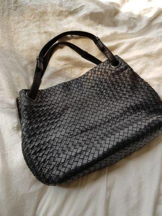 正品BV經典黑色側背包