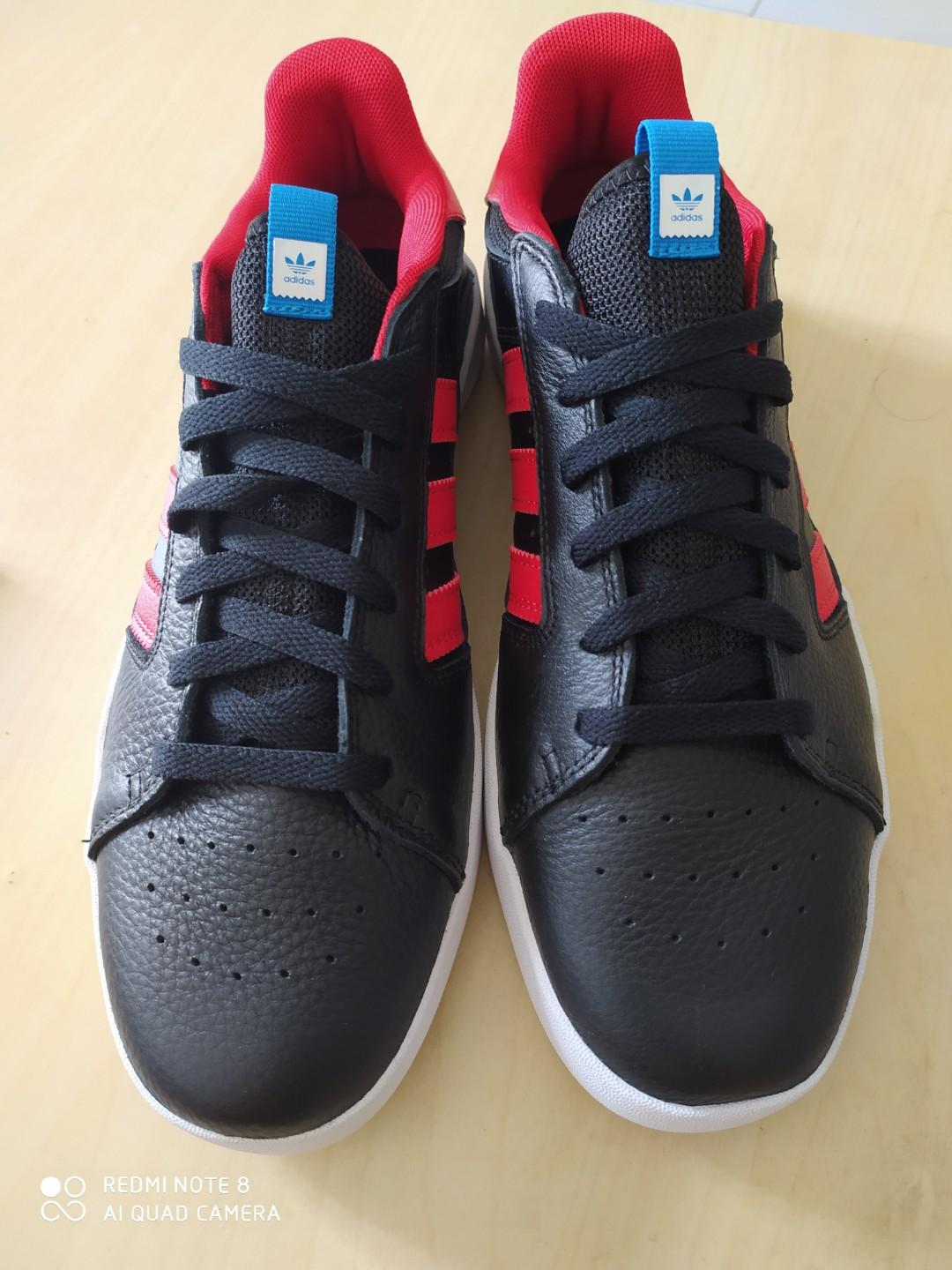 Adidas originals store vrx low utility