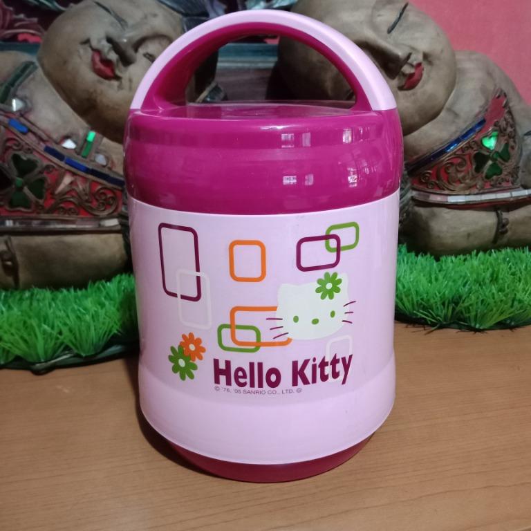 Kids Hello Kitty Lunch Box from Japan (Category: Weaning & Toddler Feeding) located in Manila. Submitted by blissful_boutique (Listing ID 286350172, Image 1). Description: Original Sanrio Hello Kitty Lunch Box Comes with 2 containers and a spoon From Japan Approx height: 10 inches Payment Options: BPI BDO Globe Gcash.