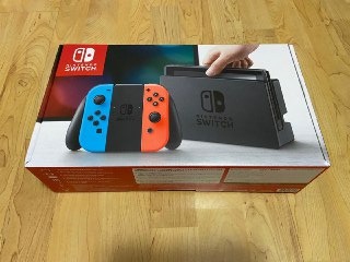 Nintendo Switch 1st Gen + OVERCOOKED! 2 game, under warranty until end ...