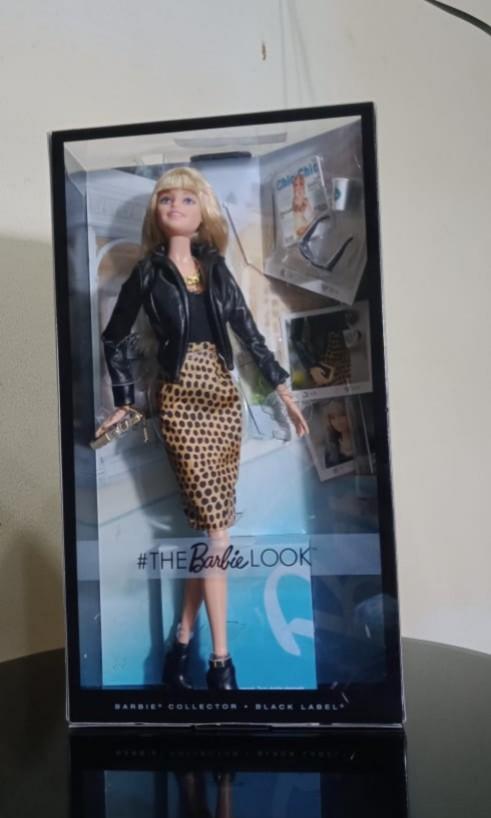 Original #TheBarbieLook Barbie Collector Black Label, Toys ...