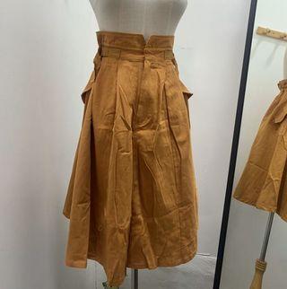 Vintage Midi Skirt (brand new)