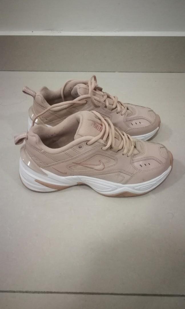 Nike tekno nude hot sale