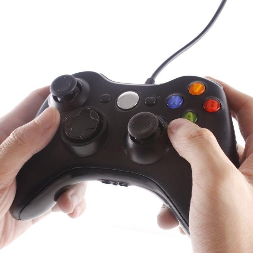 Xbox Wired Controller (Category: Xbox) located in Manila. Submitted by sdfsolutions (Listing ID 286476180, Image 1). Description: Black and white available Extended nine-foot cable that plugs into your console Integrated headset port for Xbox LIVE play Adjustable vibration feedback for a personalized gaming experience Compact ergonomics for comfortable play Integrated headset port for Xbox LIVE Adjustable vibration feedback for a personalized gam