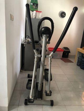 Cross trainer tak terpakai
