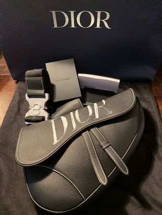 (Category: ) located in . Submitted by declutter72 (Listing ID 286572128, Image 1). Description: .