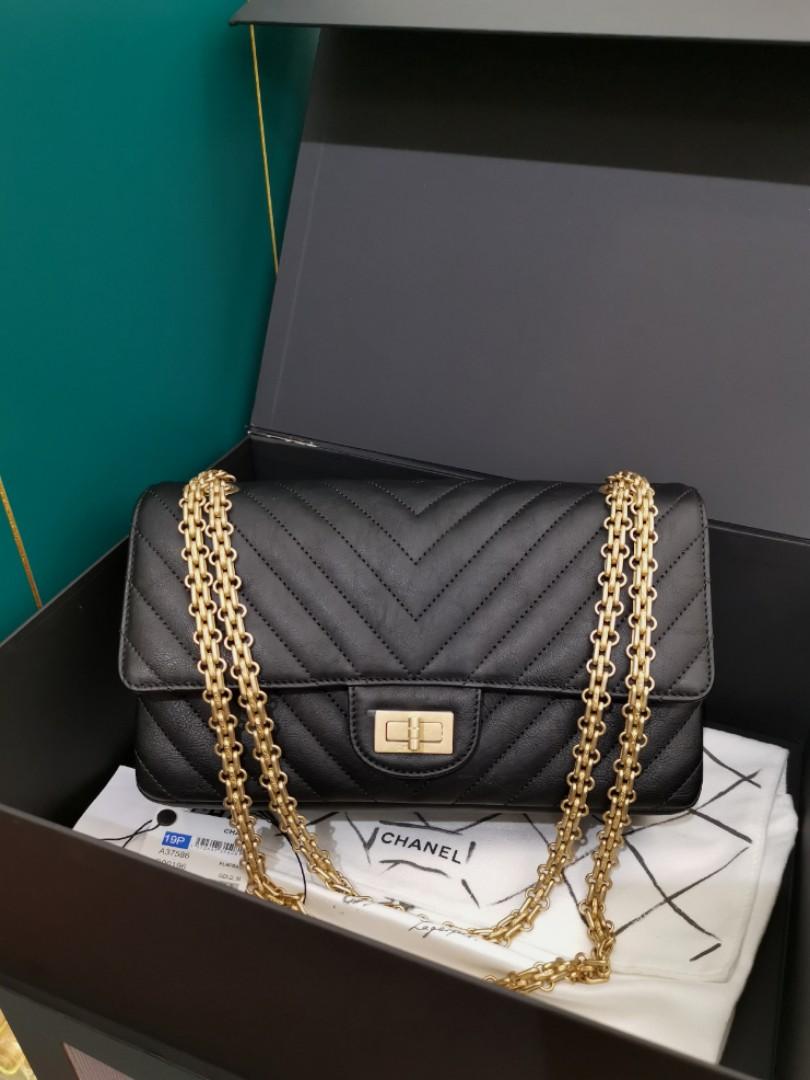 Chanel reissue on sale 225 chevron