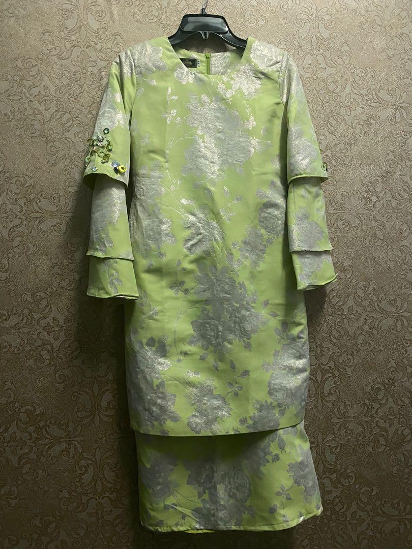 Baju Kurung Moden Brocade With Detailing On Carousell