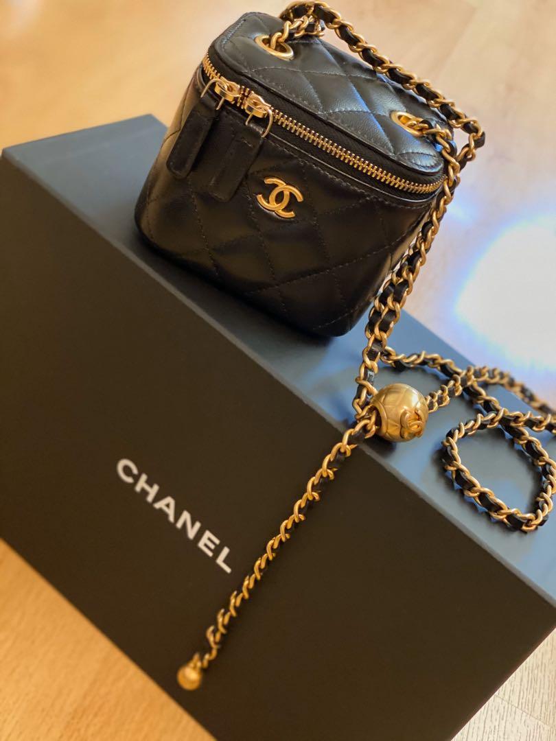 Chanel Black Quilted Lambskin Mini Vanity With Chain Gold Hardware, 2021  Available For Immediate Sale At Sotheby's