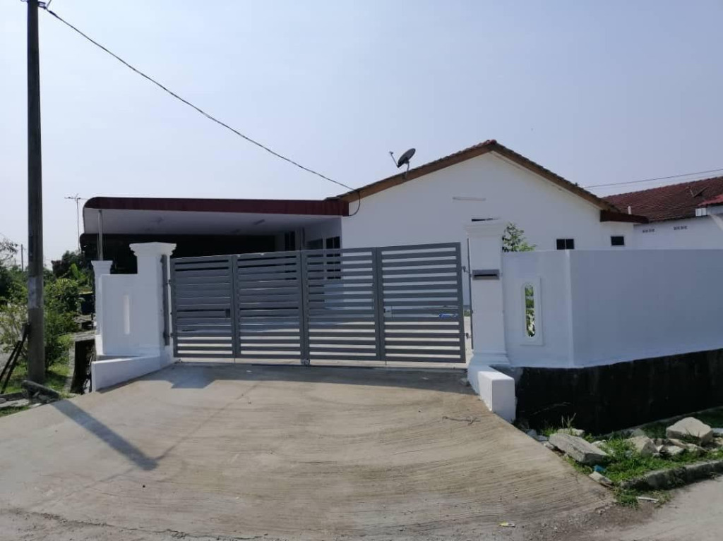 Corner Lot Fully Renovated Taman Serai Wangi Padang Serai Property For Sale On Carousell