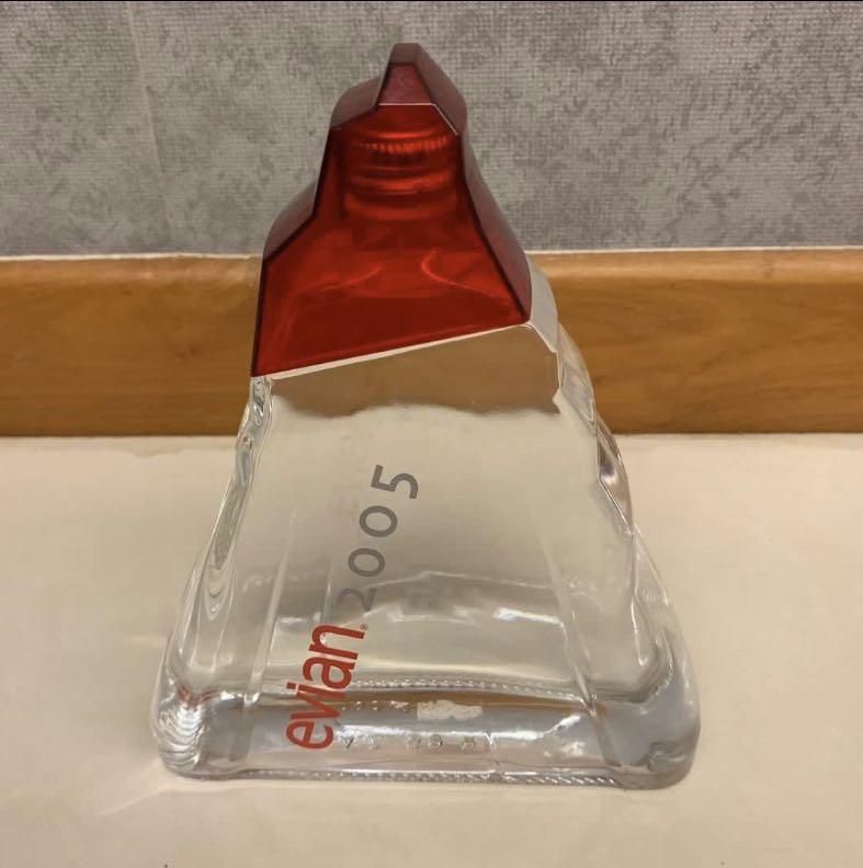 Evian Mountain Glass Bottle Limited Edition 2005, Food & Drinks