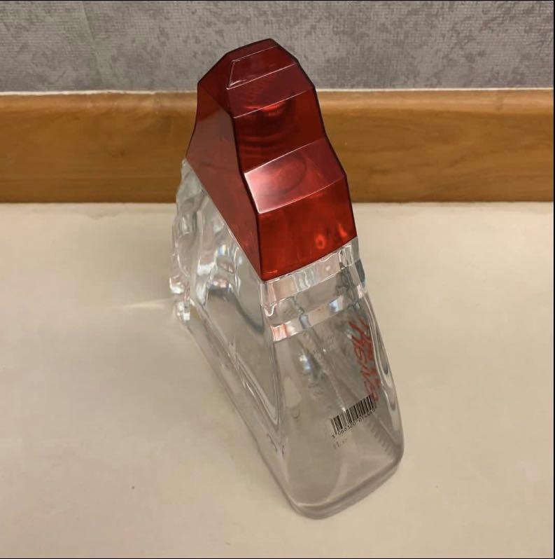 Evian Mountain Glass Bottle Limited Edition 2005, Food & Drinks