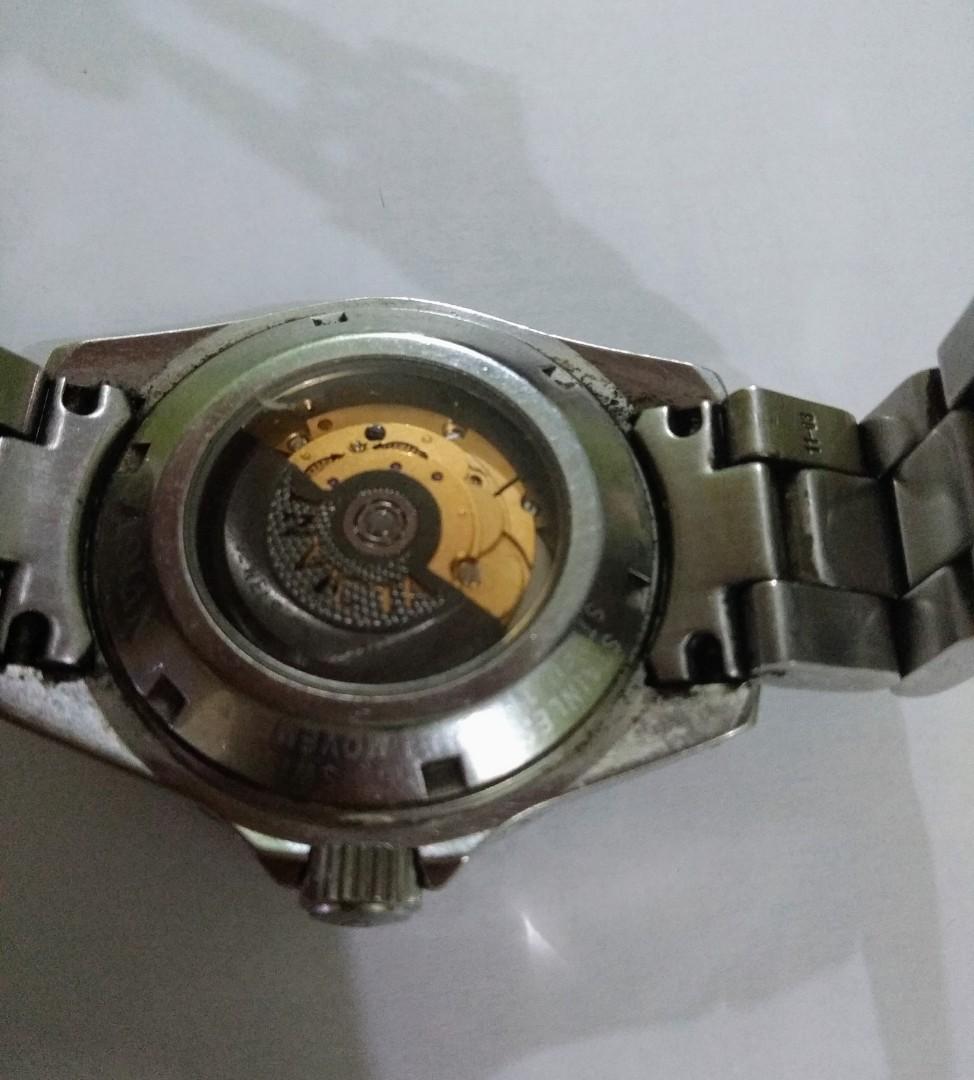 Invicta 99370b top
