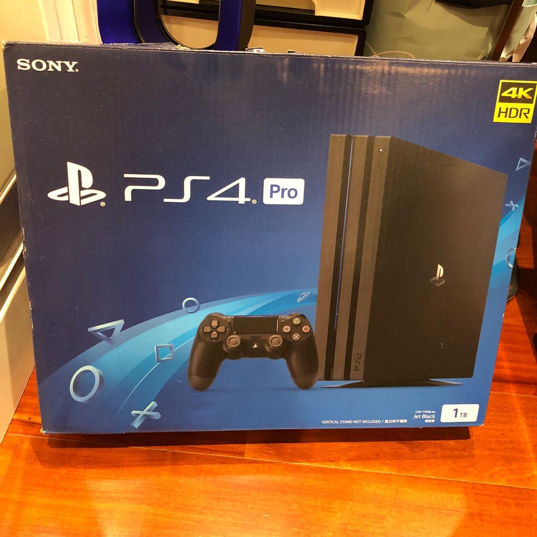 Ps4 Pro 1tb 2 Controllers 遊戲機 遊戲機器材 Carousell