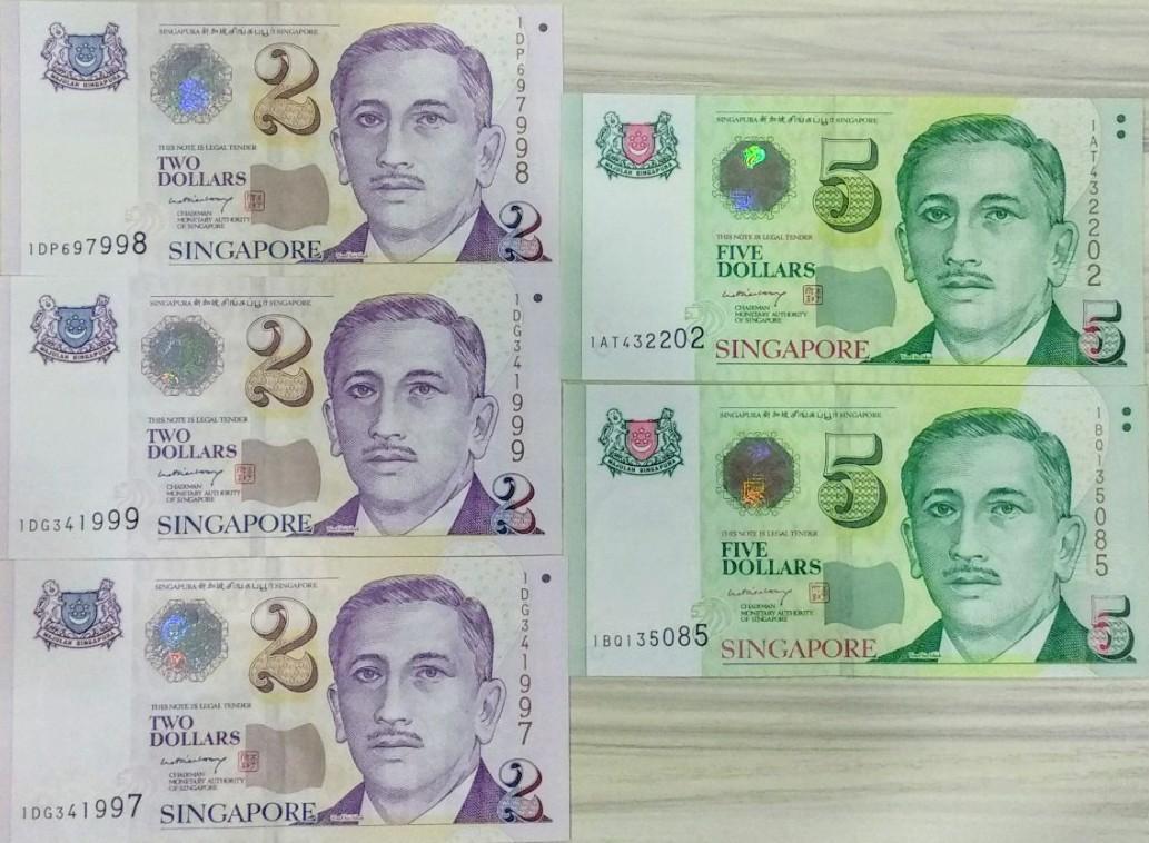 $2 - $5 Notes [Reserved] (Category: Currency) located in Singapore. Submitted by sg50_notes (Listing ID 286776331, Image 1). Description: ✴✴VF ✴✴Signed by LHL.