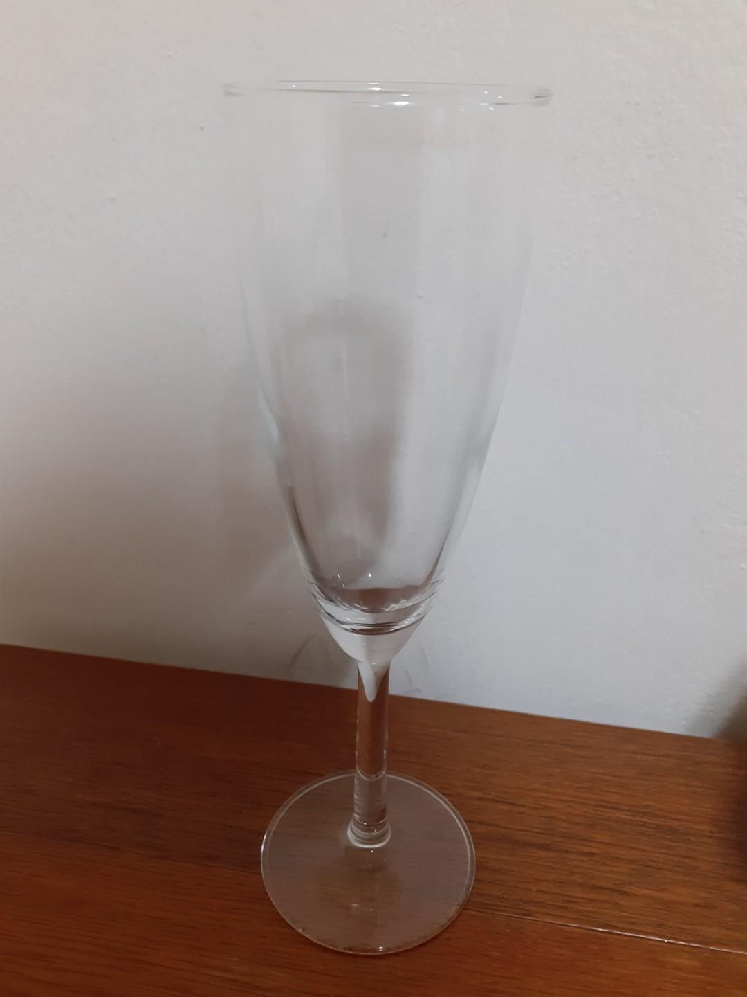 $1 champagne glasses