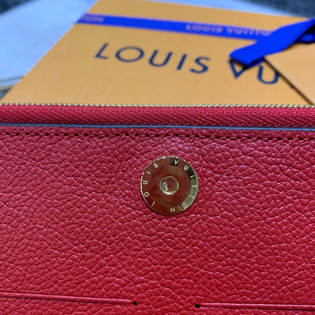 Louis Vuitton  Adele Compact Wallet Review 