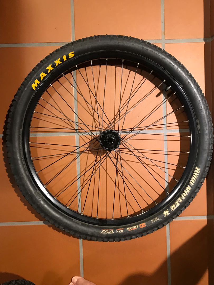 26 thru axle front wheel on sale