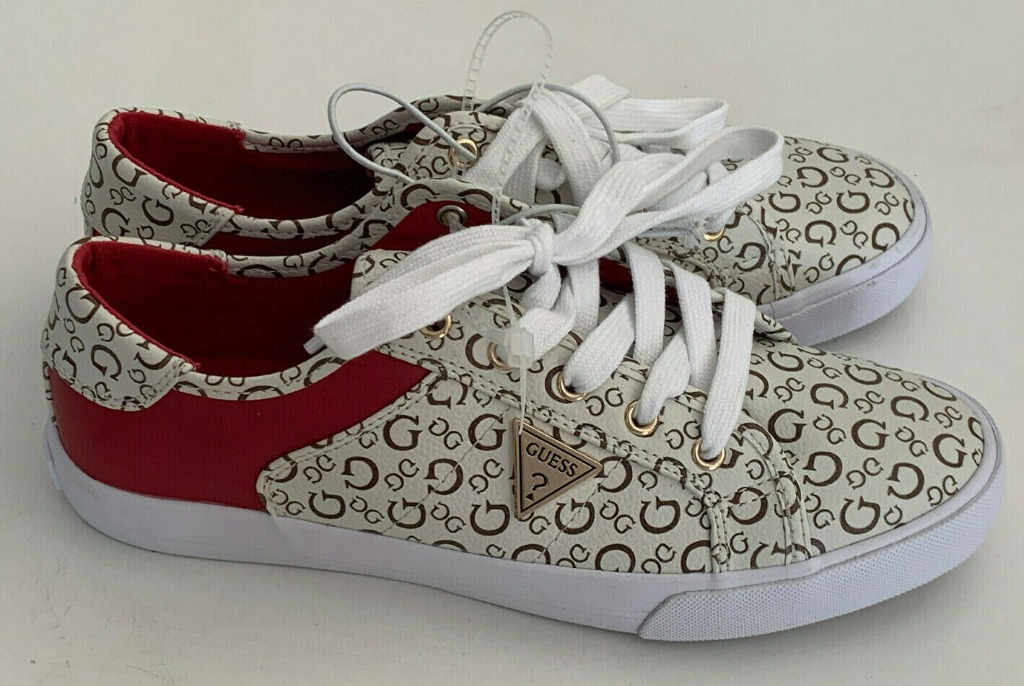 Guess hot sale shoes logo